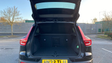 Volvo Xc40 2.0 B4P Plus Dark 5dr AWD Auto Petrol Estate